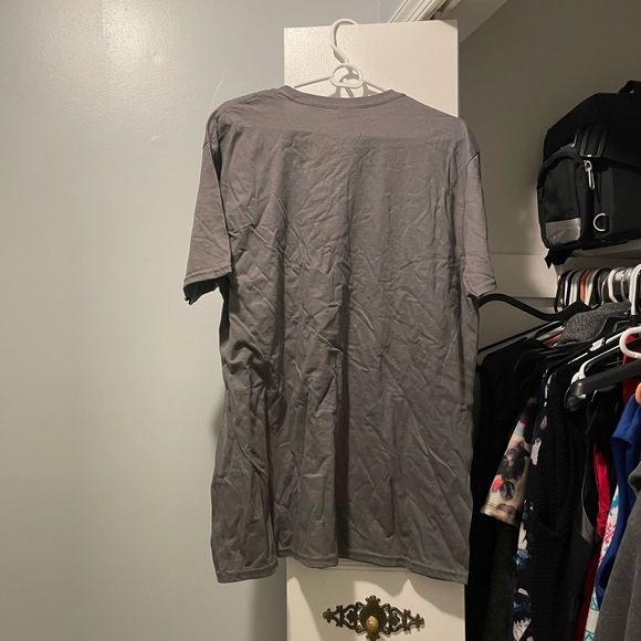 It’s Fine I’m Fine Everything is Fine Gray Shirt - Men’s XL BNWT - Picture 4 of 7